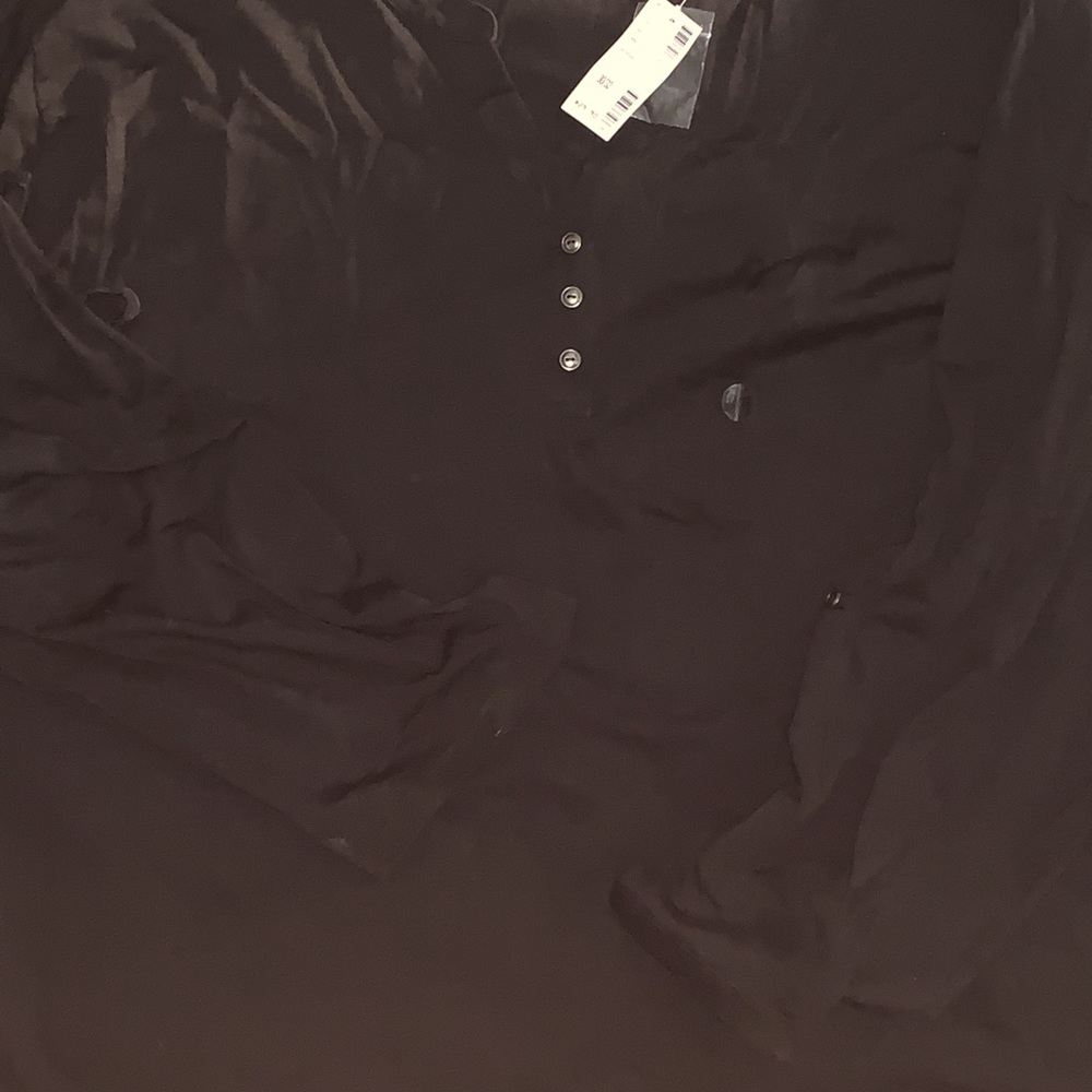 Black three button Tee